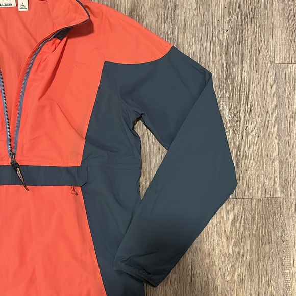 L.L. Bean Quarter Zip Wind Breaker - Picture 4 of 11